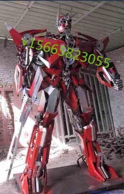 大型鋼鐵雕塑與變形金剛模型 賦能房地產(chǎn)開發(fā)的新興藝術(shù)引擎